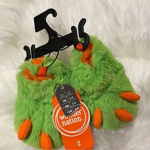 Baby slipers dino feet